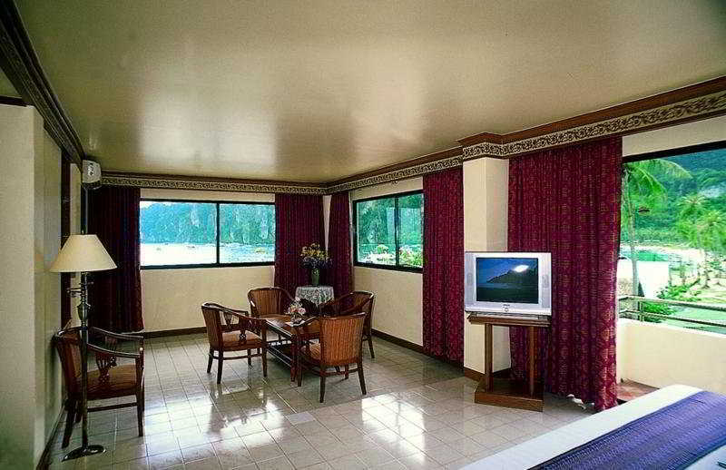Phi Phi Hotel Bagian luar foto