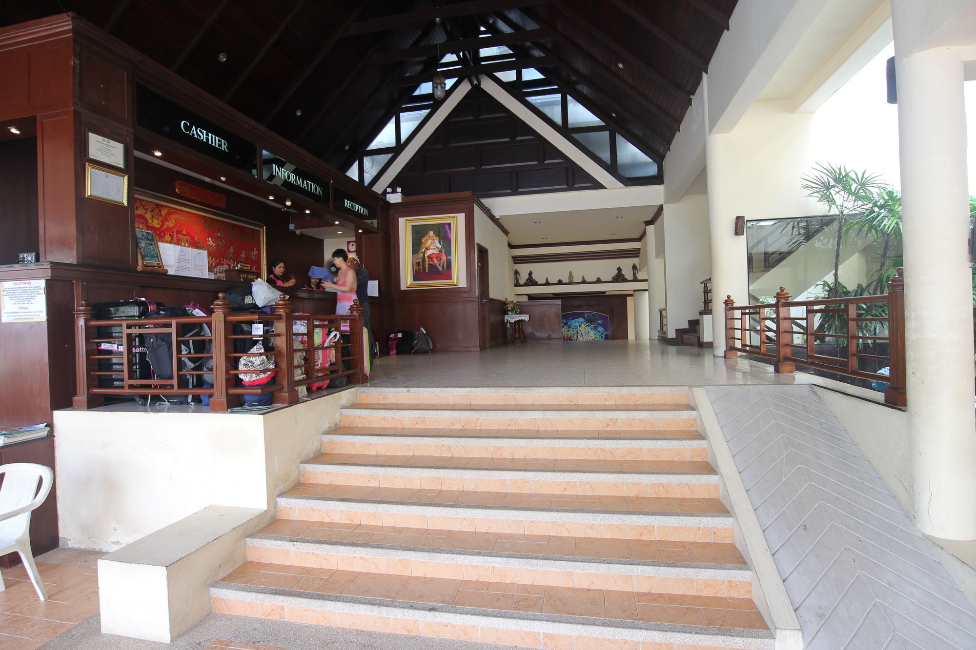 Phi Phi Hotel Bagian luar foto
