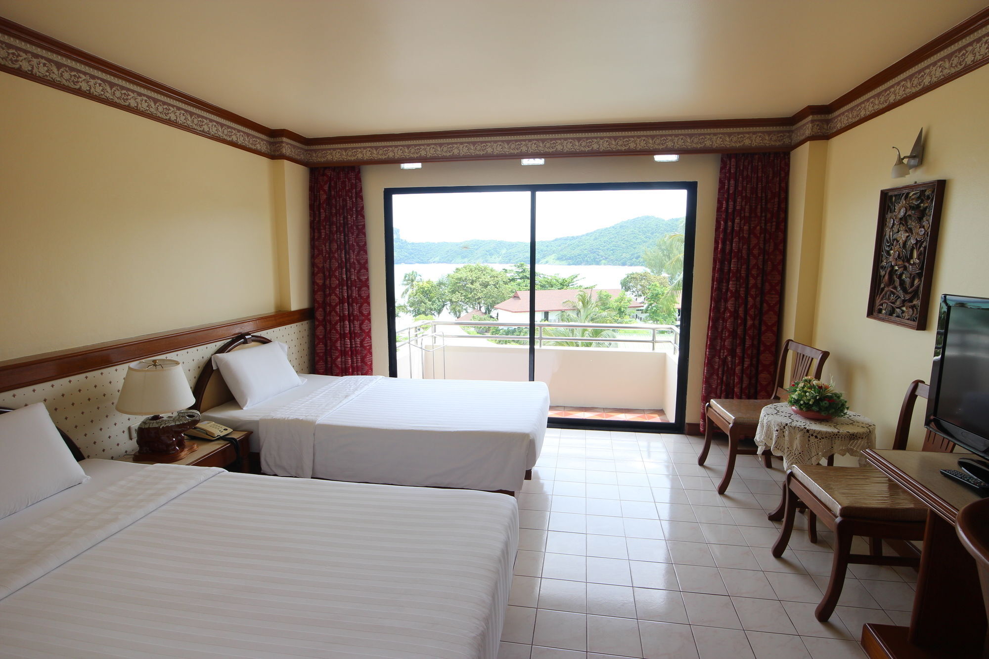 Phi Phi Hotel Bagian luar foto